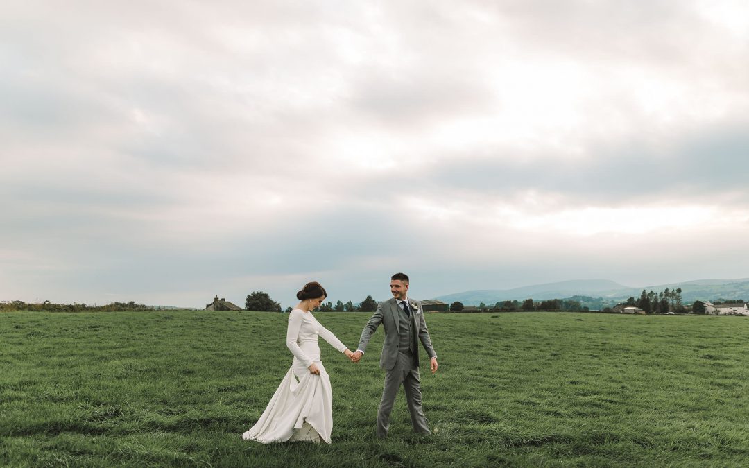 ALMA INN LANESHAWBRIDGE COLNE WEDDING